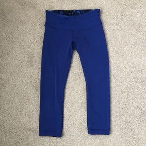 SALE Lululemon cropped leggings